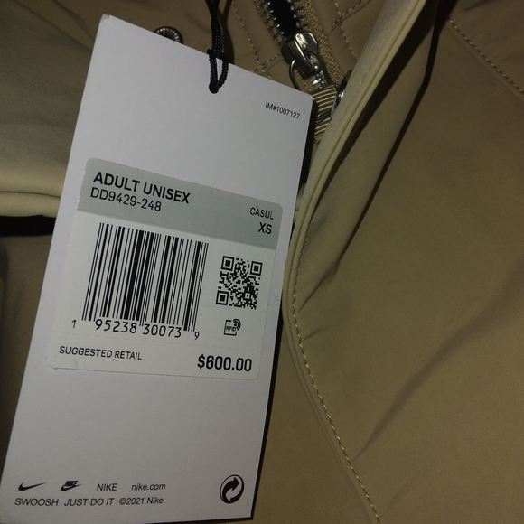 Nike X MMW 1 in 'Linen' and 1 in 'Black' Unisex Jackets - Picture 6 of 10